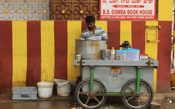 Avenue Road Street Food