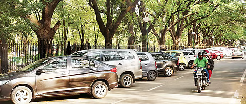 Parking at lalbagh